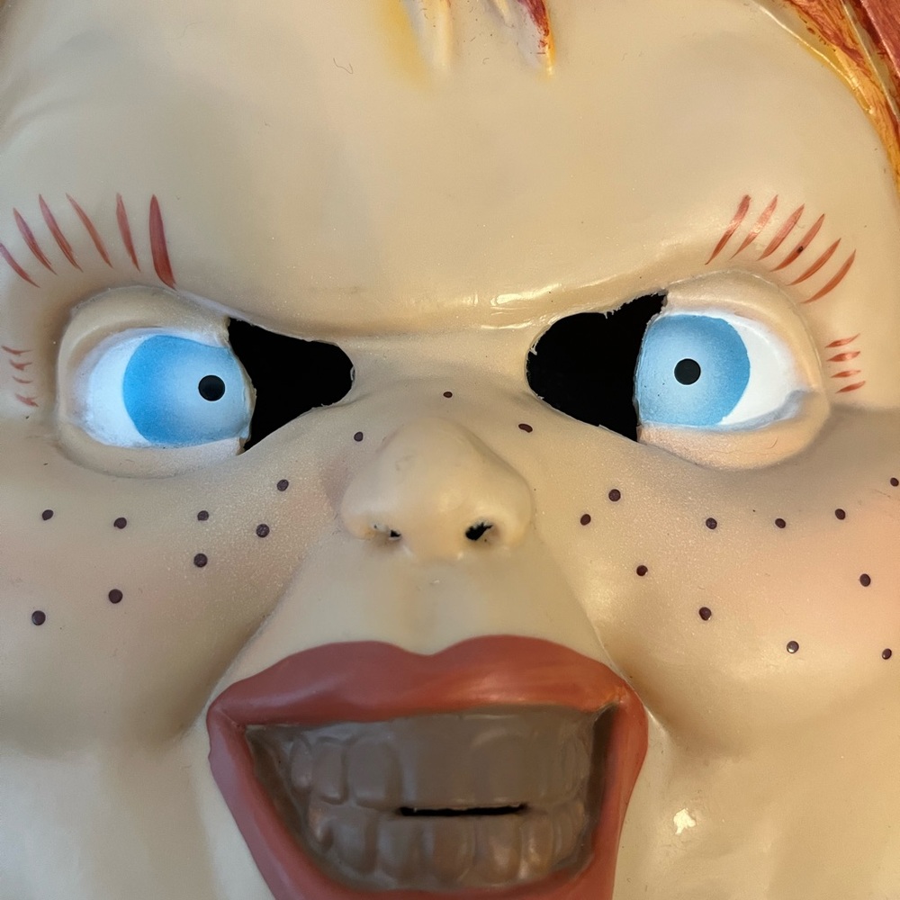 Child’s Play Chucky Mask - Picture 4 of 8
